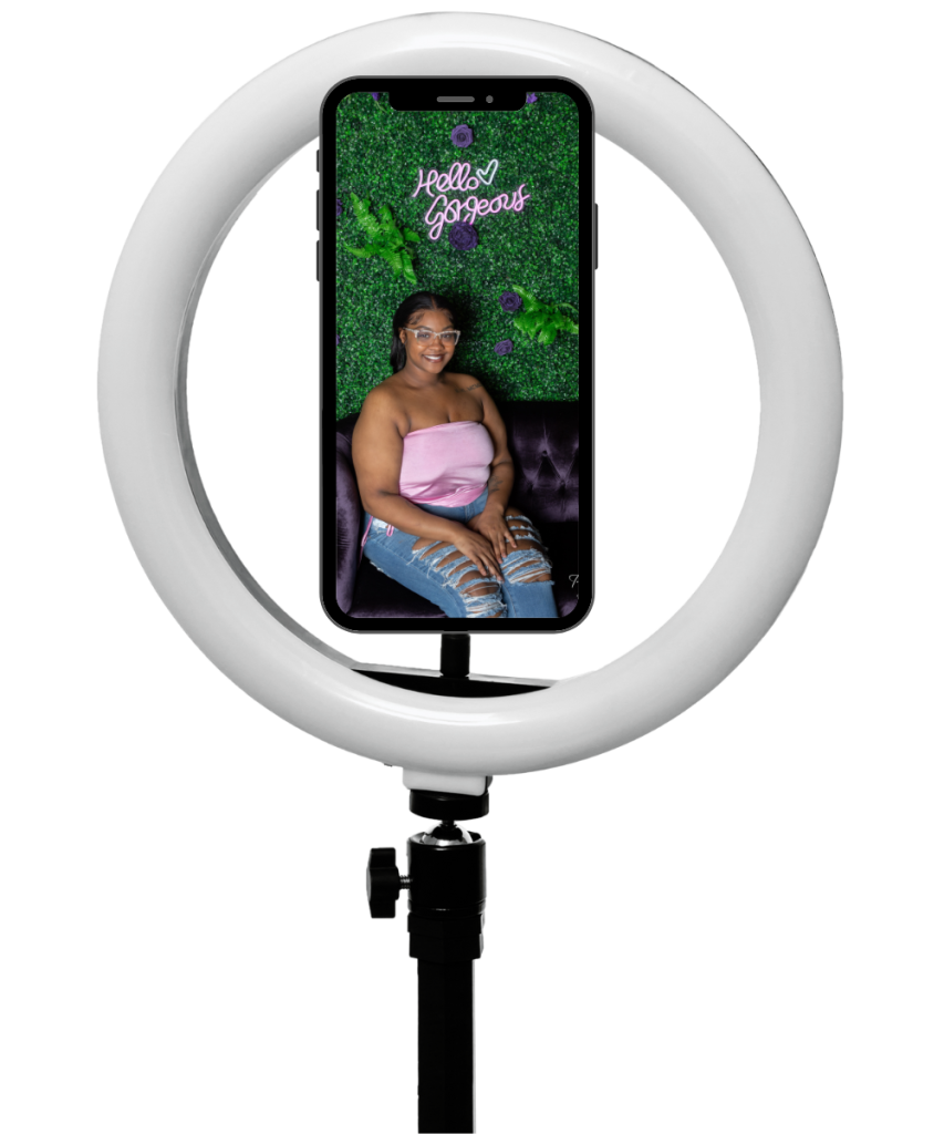 selfie museum - selfie stick
